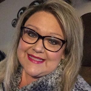 Meet your Posher, Debbie